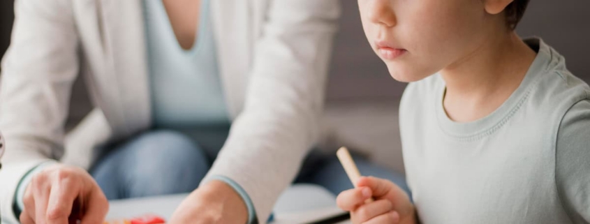 Pediatria, terapia infantile, supporto per bambini, assistenza sanitaria pediatrica, clinica per bambini, servizi di salute infantile, attenzione medica per bambini, diagnosi pediatrica, cura per minori, salute del bambino, Pecom assistenza bambini, servizi di pediatria, assistenza specialistica per bambini, cura pediatrica professionale, centro di supporto pediatrico.