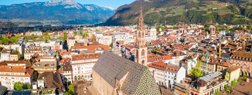 La città di Bolzano, Duomo e Piazza Walther